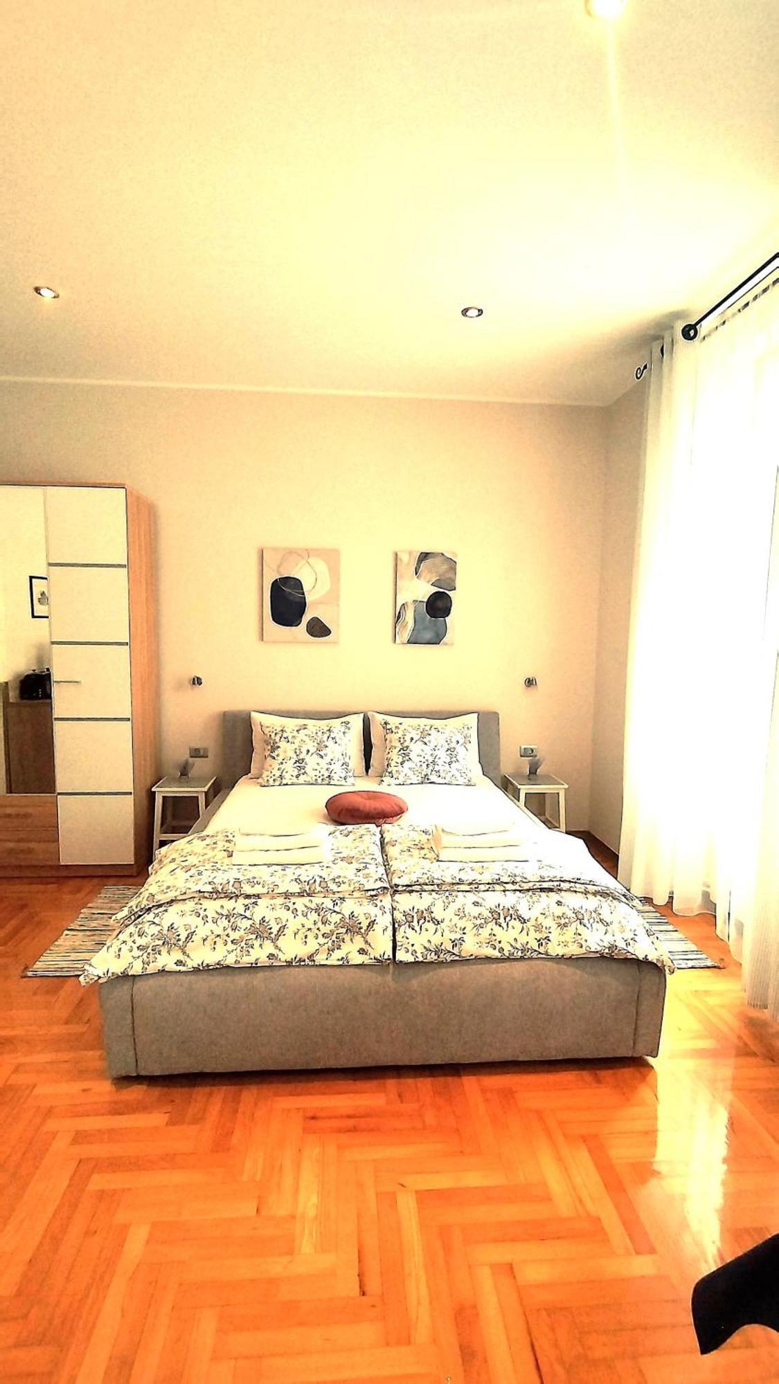 Lavender - City Room With Free Parking Пула Экстерьер фото