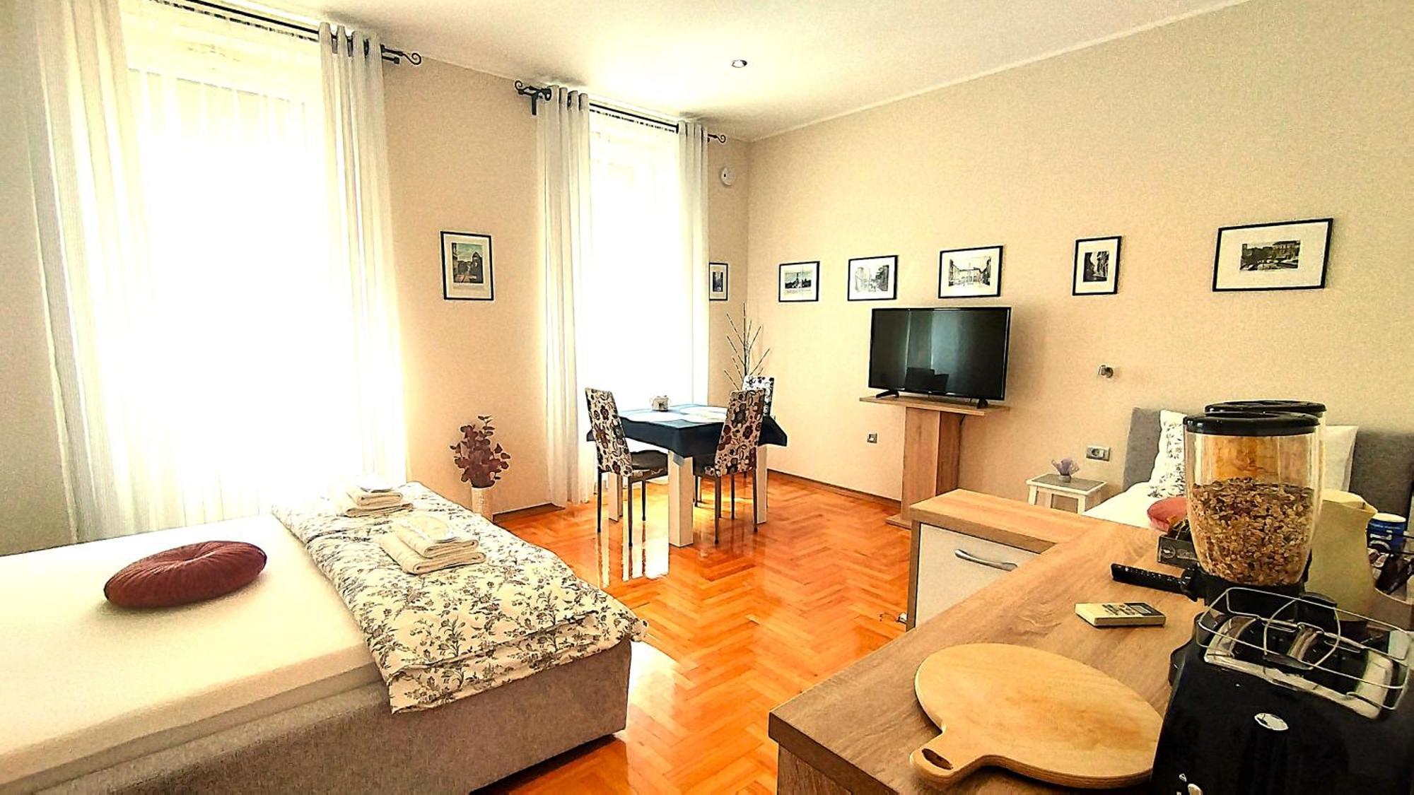 Lavender - City Room With Free Parking Пула Экстерьер фото